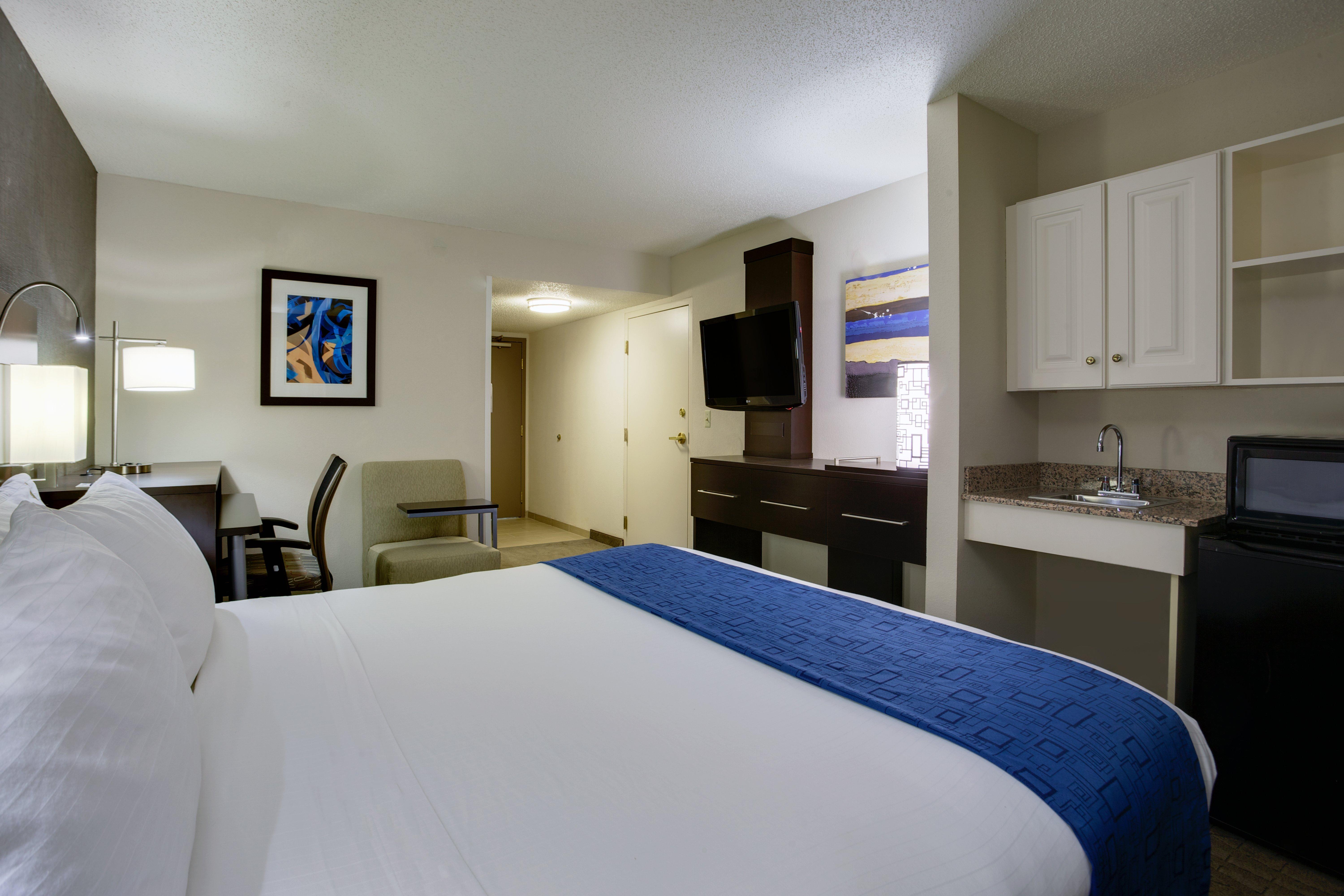 Holiday Inn Express Hotel & Suites Meadowlands Area By Ihg Carlstadt Exterior foto